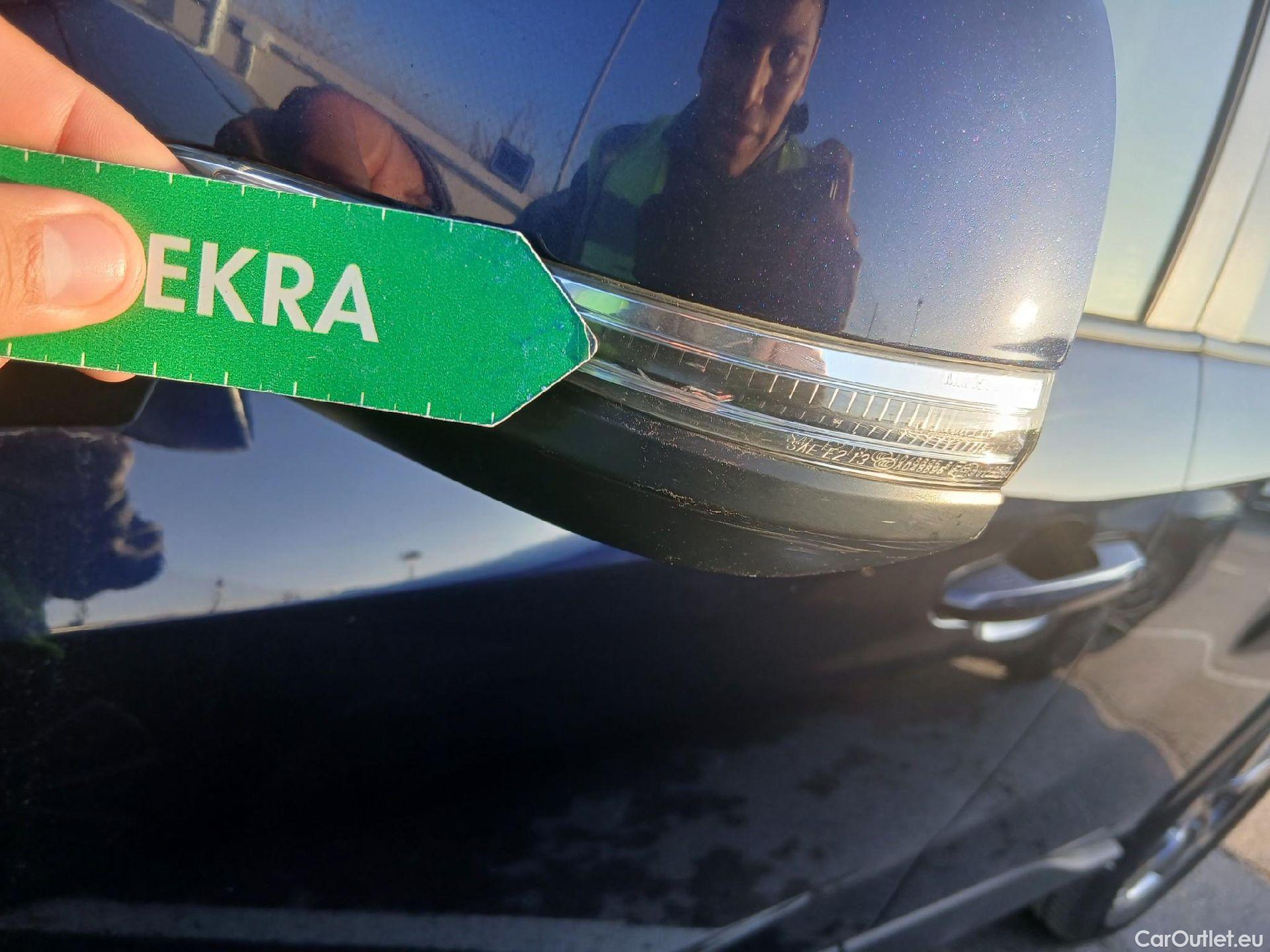  Toyota  RAV4 TOYOTA  / 2018 / 5P / todoterreno 2.5l 220H Advance #15