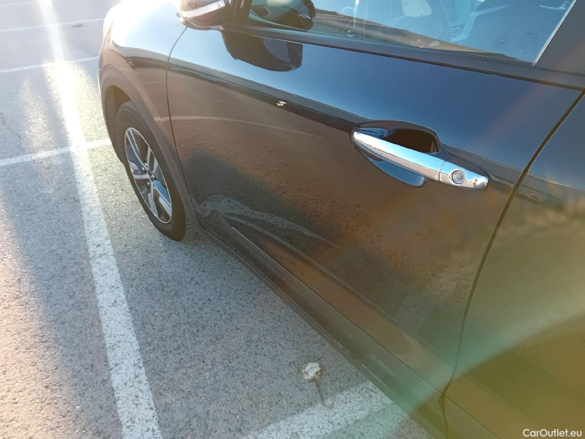  KIA  Niro KIA  / 2019 / 5P / crossover 1.6 GDi HEV 104kW (141CV) Drive #9