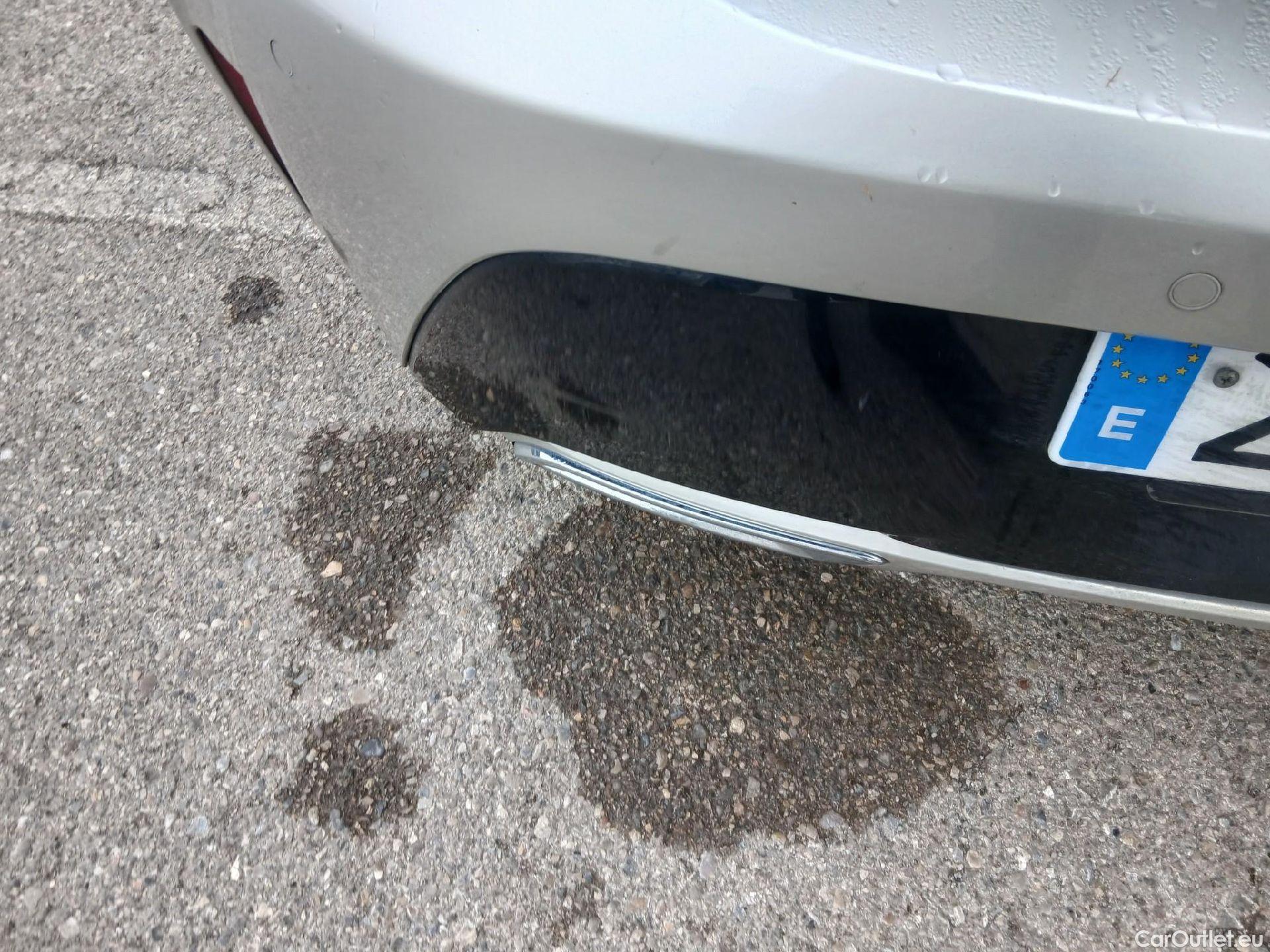  Toyota  Corolla TOYOTA  / 2019 / 5P / berlina con portón 2.0 180H ADVANCE E-CVT #12