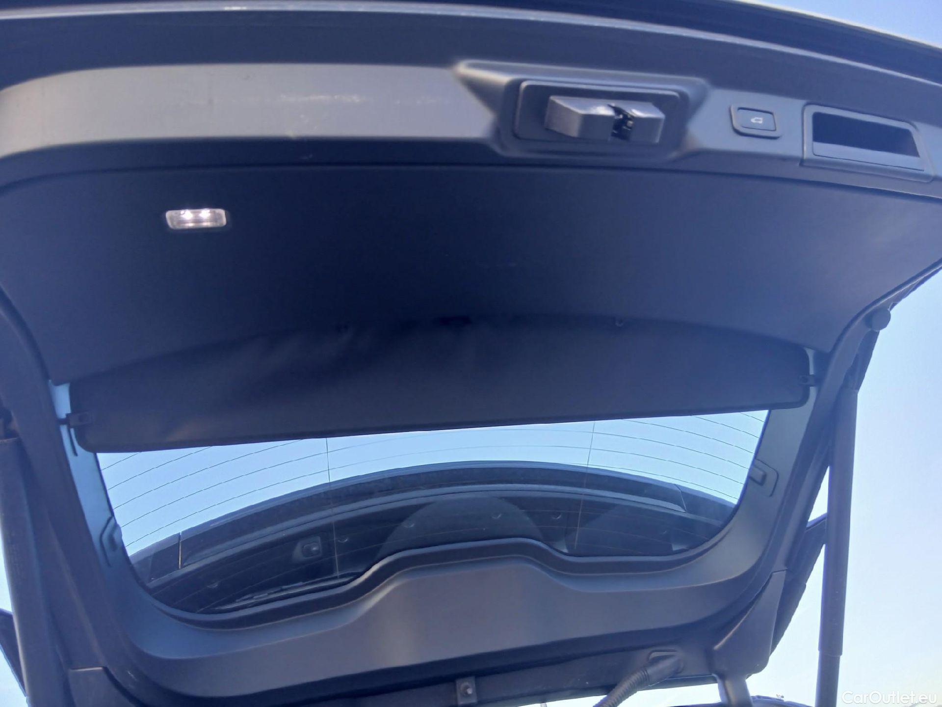  Land Rover  Range Rover LAND ROVER  Velar / 2017 / 5P / todoterreno 2.0 D180 132kW (180CV) S 4WD Auto #18