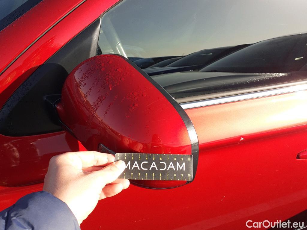  Mitsubishi  Outlander MITSUBISHI  / 2015 / 5P / todoterreno 2.4 PHEV Kaiteki Auto 4WD #26