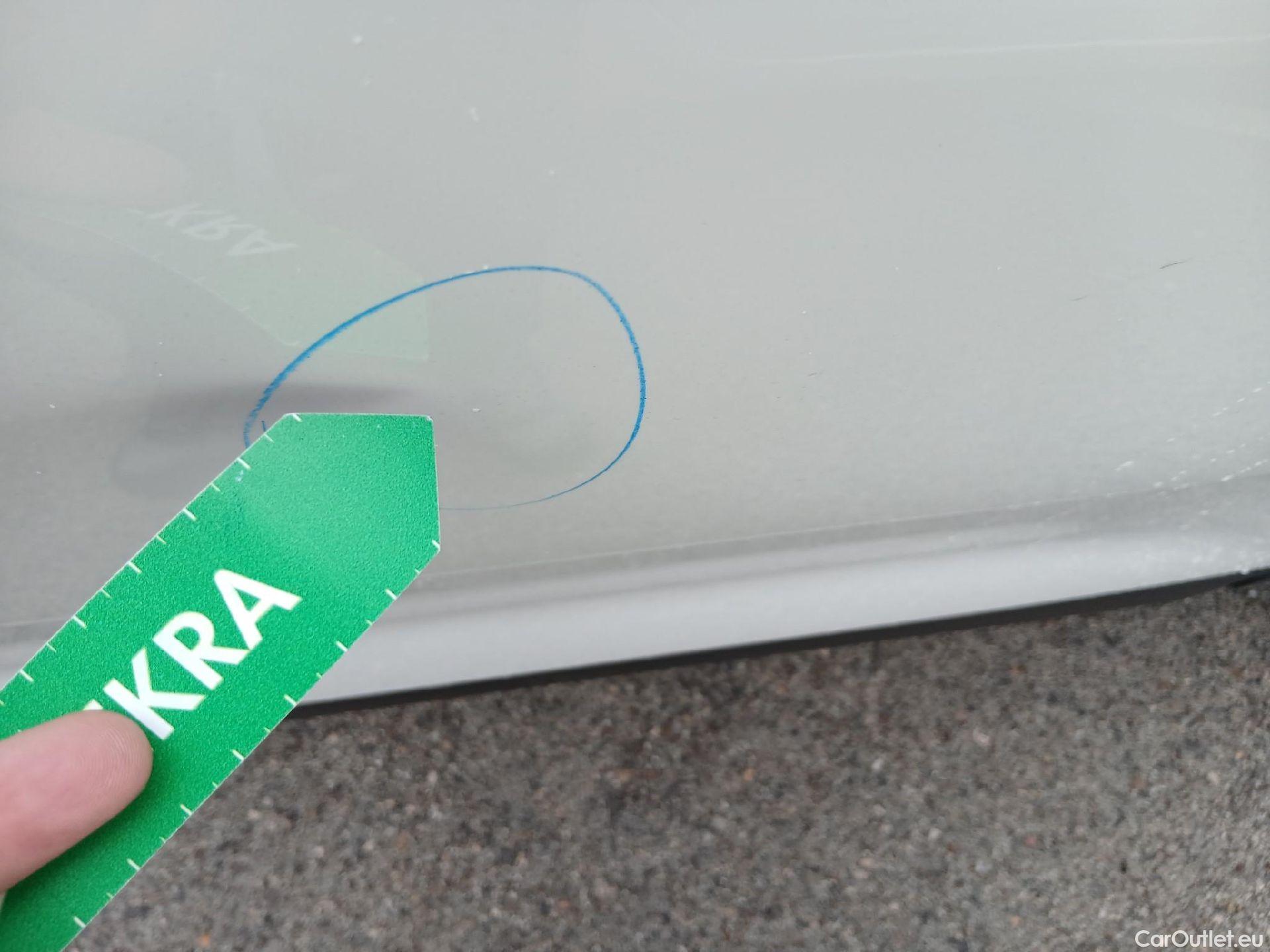  KIA  STONIC KIA  / 2017 / 5P / todoterreno 1.0 T-GDi 74kW (100CV) MHEV iMT Concept #19