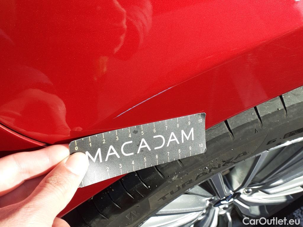  Mitsubishi  Outlander MITSUBISHI  / 2015 / 5P / todoterreno 2.4 PHEV Kaiteki Auto 4WD #21