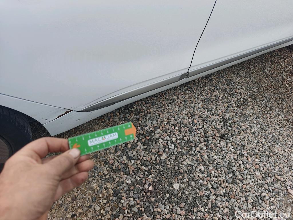  Hyundai   Ioniq HYUNDAI / 2019 / 5P / berlina con portón 1.6 GDI HEV Tecno DCT #7