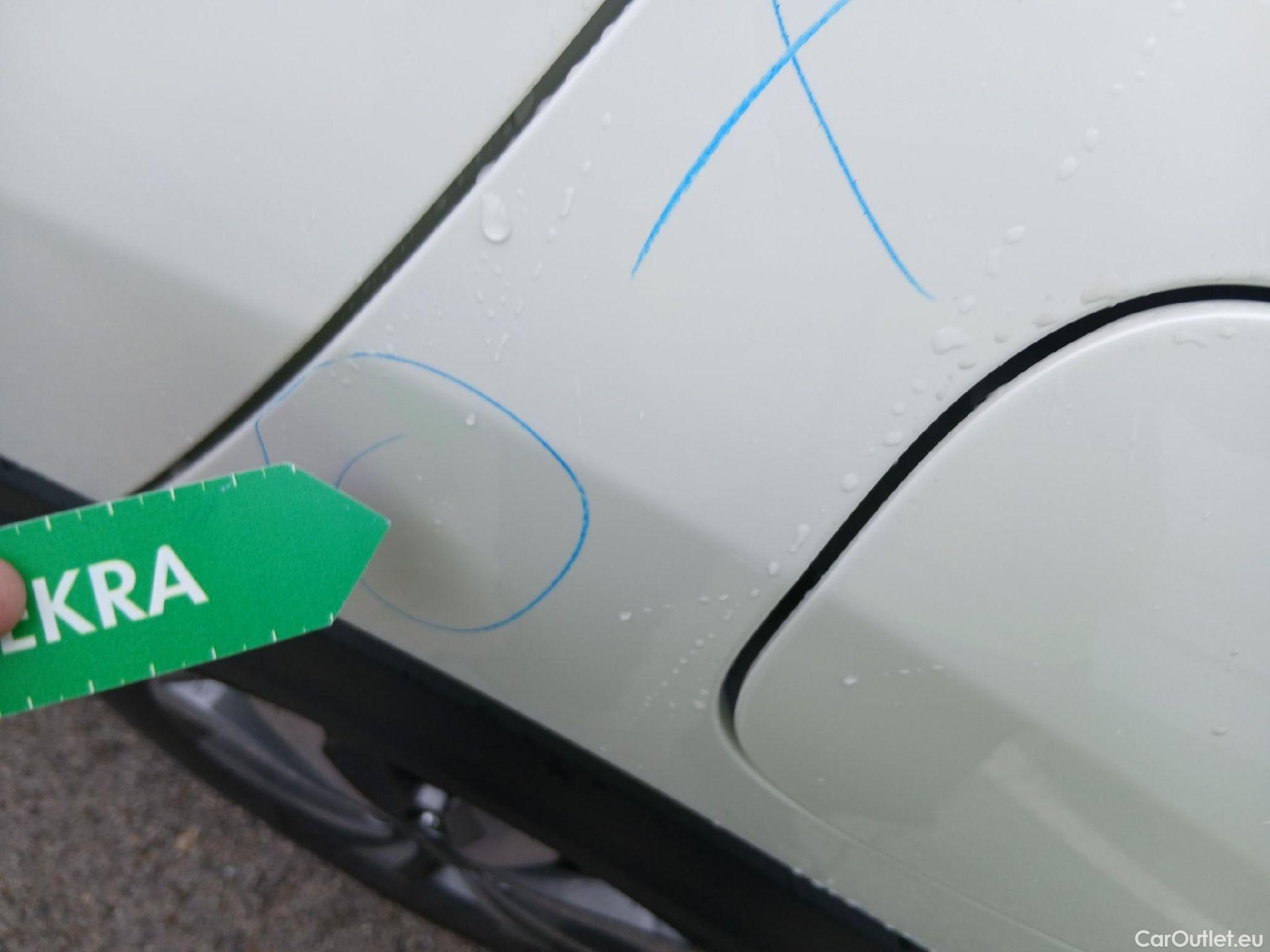  KIA  STONIC KIA  / 2017 / 5P / todoterreno 1.0 T-GDi 74kW (100CV) MHEV iMT Concept #12