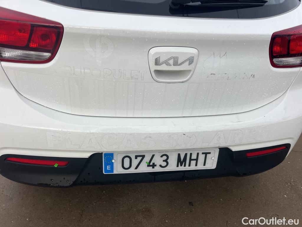  KIA  Rio KIA  / 2020 / 5P / berlina con portón 1.2 DPi 62kW (84CV) Concept #3