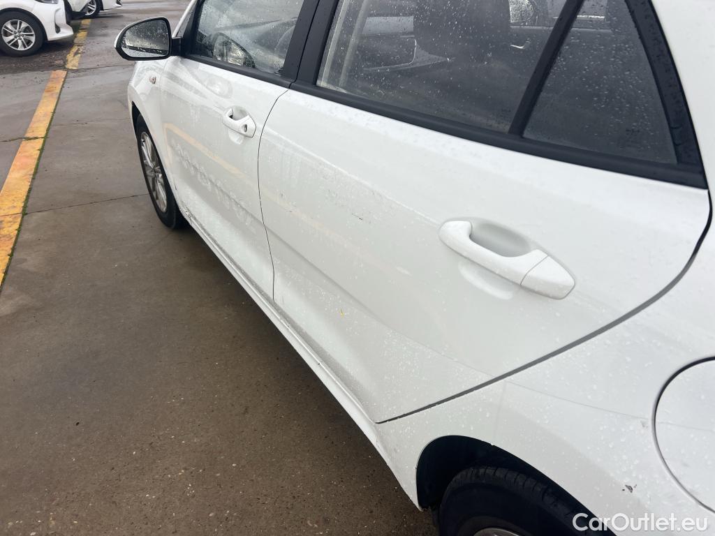  KIA  Rio KIA  / 2020 / 5P / berlina con portón 1.2 DPi 62kW (84CV) Concept #4