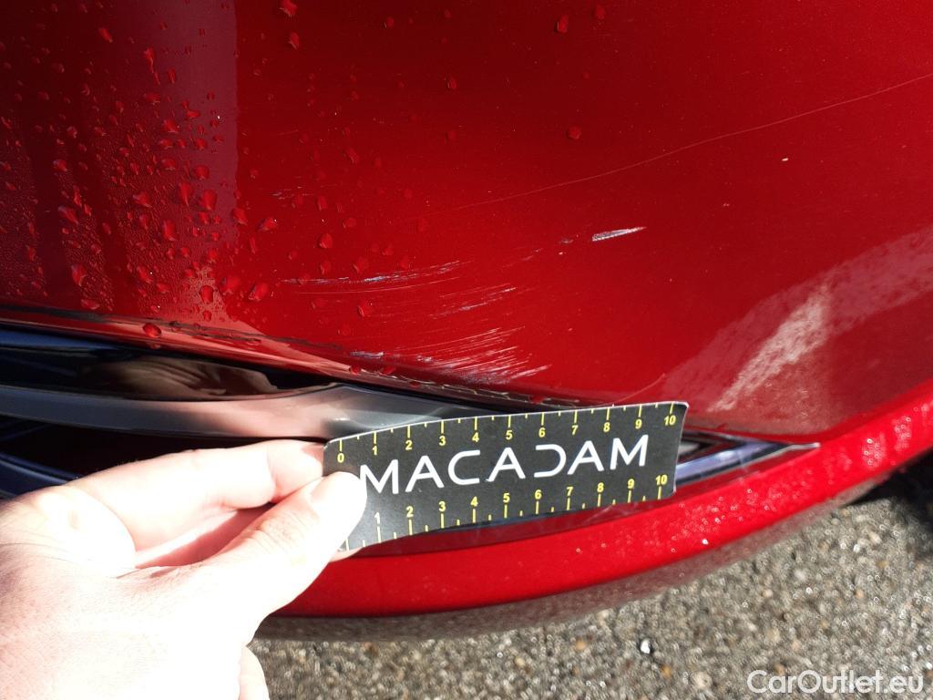  Mitsubishi  Outlander MITSUBISHI  / 2015 / 5P / todoterreno 2.4 PHEV Kaiteki Auto 4WD #25