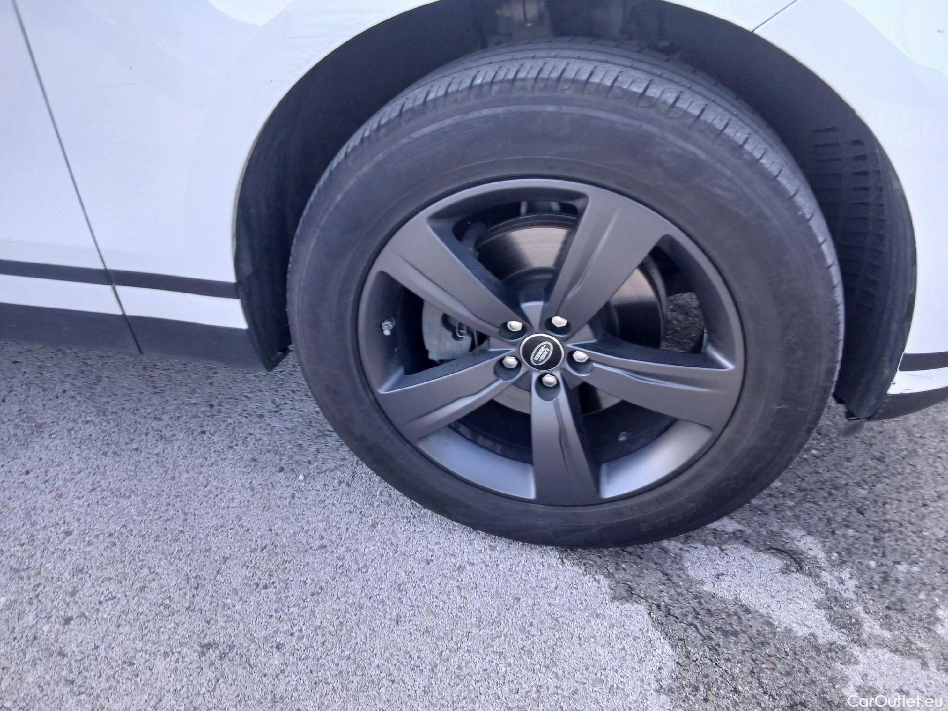  Land Rover  Range Rover LAND ROVER  Velar / 2017 / 5P / todoterreno 2.0 D180 132kW (180CV) S 4WD Auto #45