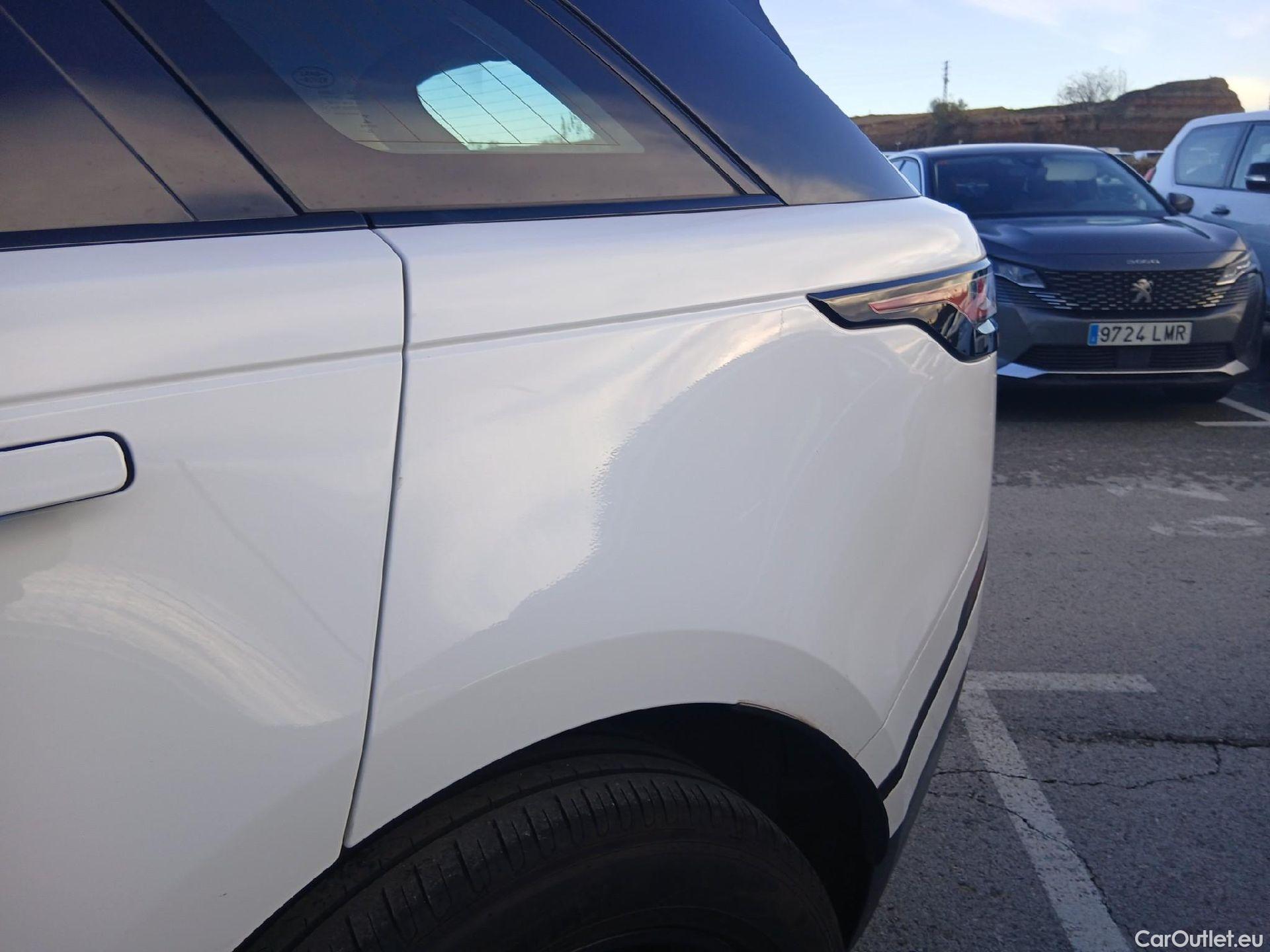  Land Rover  Range Rover LAND ROVER  Velar / 2017 / 5P / todoterreno 2.0 D180 132kW (180CV) S 4WD Auto #17