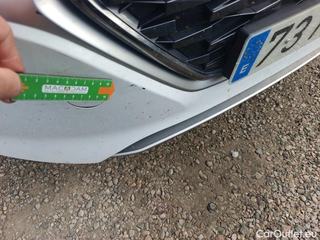  Hyundai   Ioniq HYUNDAI / 2019 / 5P / berlina con portón 1.6 GDI HEV Tecno DCT #13