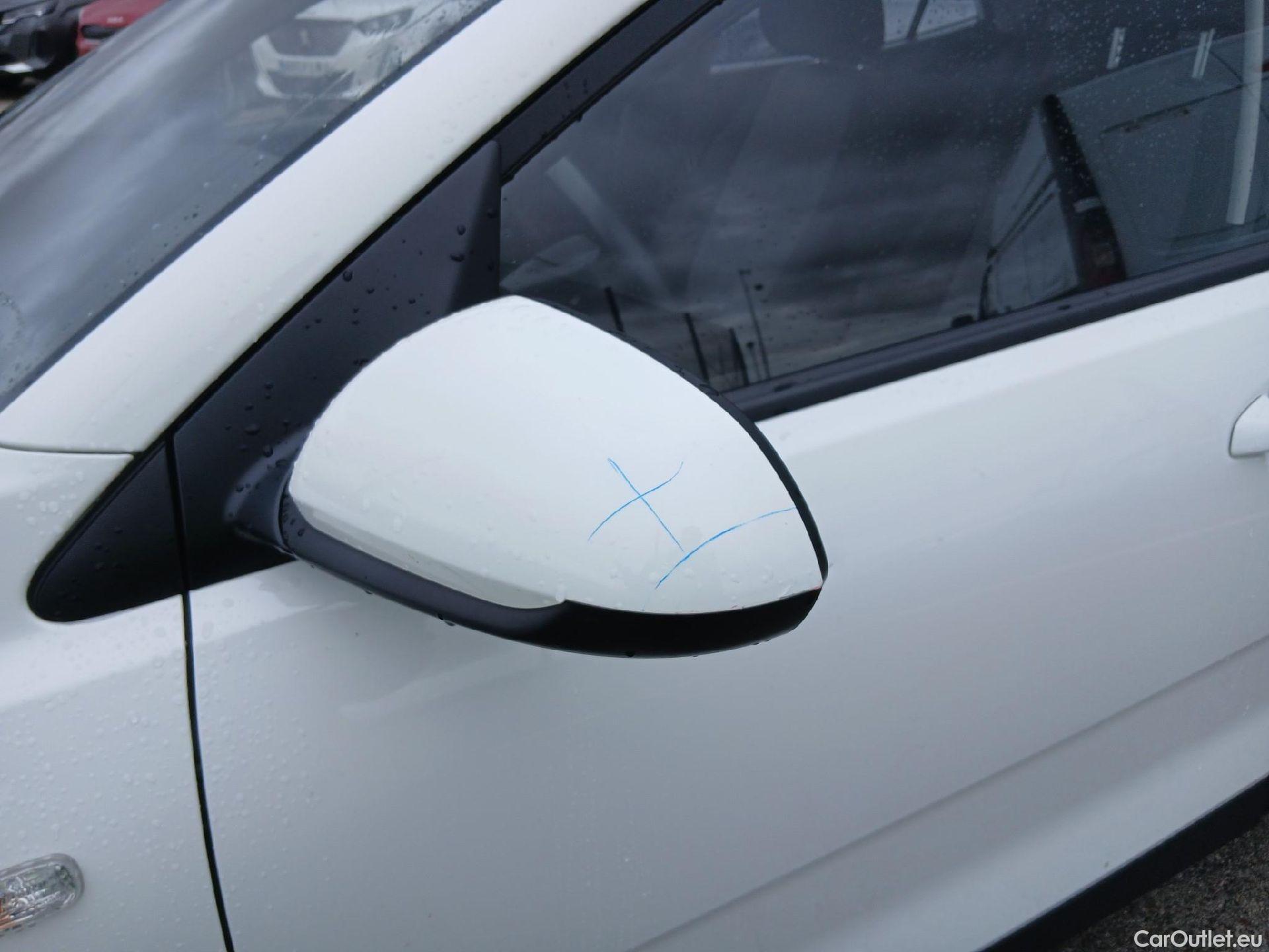  KIA  STONIC KIA  / 2017 / 5P / todoterreno 1.0 T-GDi 74kW (100CV) MHEV iMT Concept #6