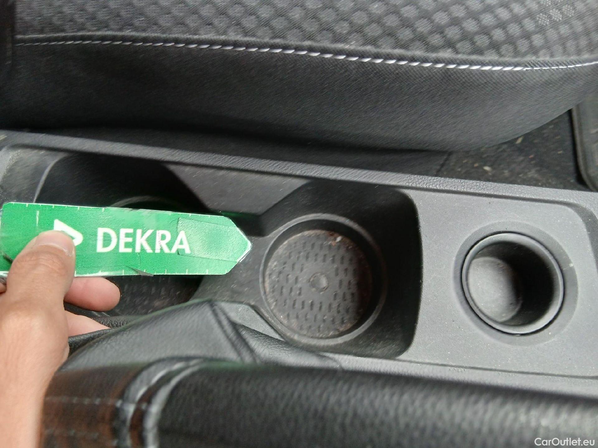  Dacia  Duster DACIA  / 2018 / 5P / todoterreno Comfort TCE 74kW(100CV) ECO-G 4X2 #21