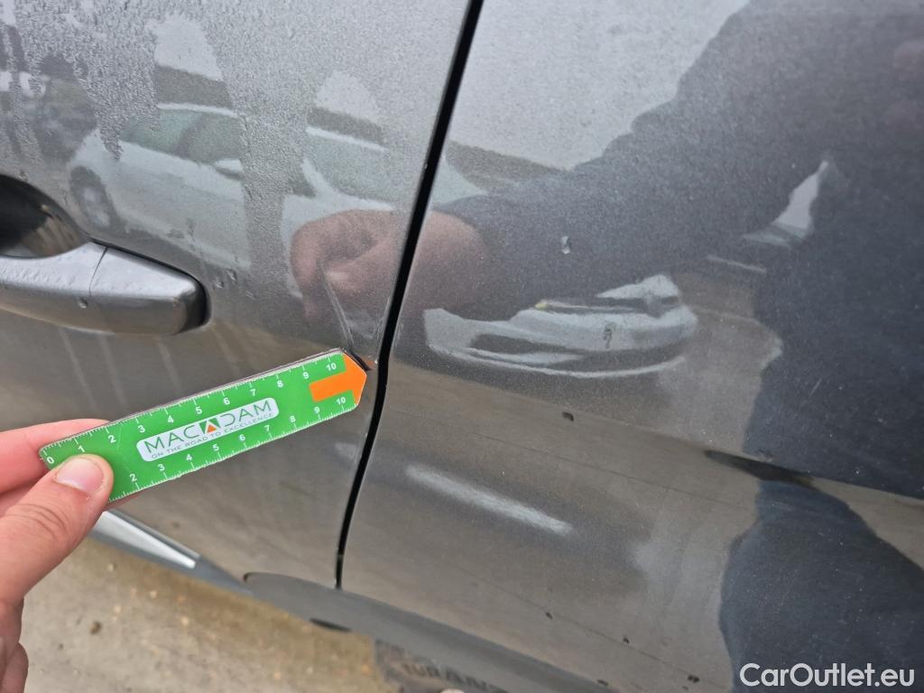  Peugeot  3008 PEUGEOT  / 2020 / 5P / todoterreno 1.5 BlueHDi 96kW (130CV) S&S Allure EAT8 #18