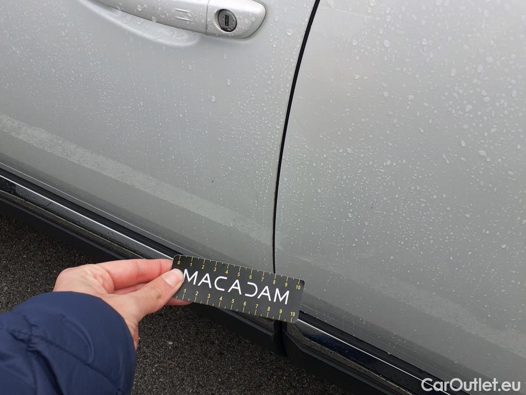  Peugeot  3008 PEUGEOT  Hybrid / 2020 / 5P / todoterreno 225 e-EAT8 Allure #3