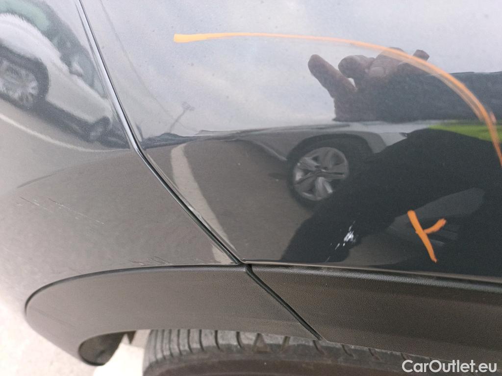  KIA  Sportage KIA  1.6MHEV Drive 100kW(136CV) 4x2(Crist Tintados) #12