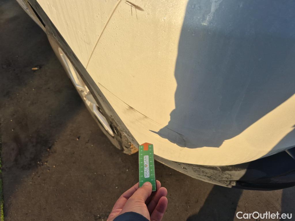  Peugeot  3008 PEUGEOT  / 2020 / 5P / todoterreno 1.5 BlueHDi 96kW (130CV) S&S Active Pack #29