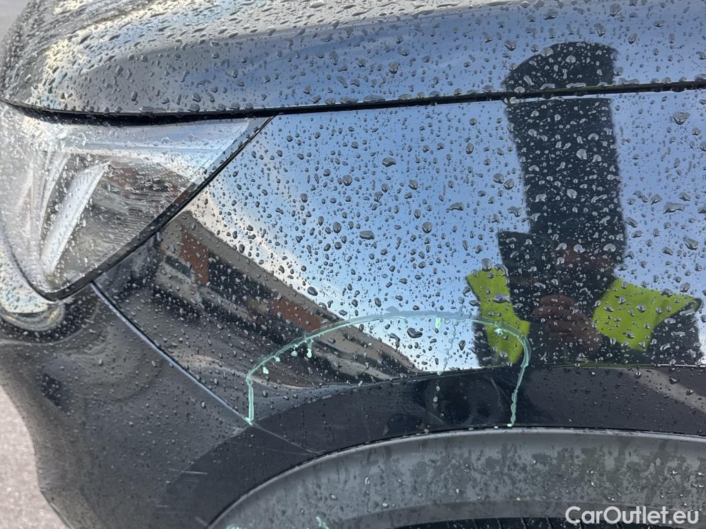  Peugeot  2008 PEUGEOT  / 2019 / 5P / todoterreno GT Pack Puretech 130 S&S EAT8 #5