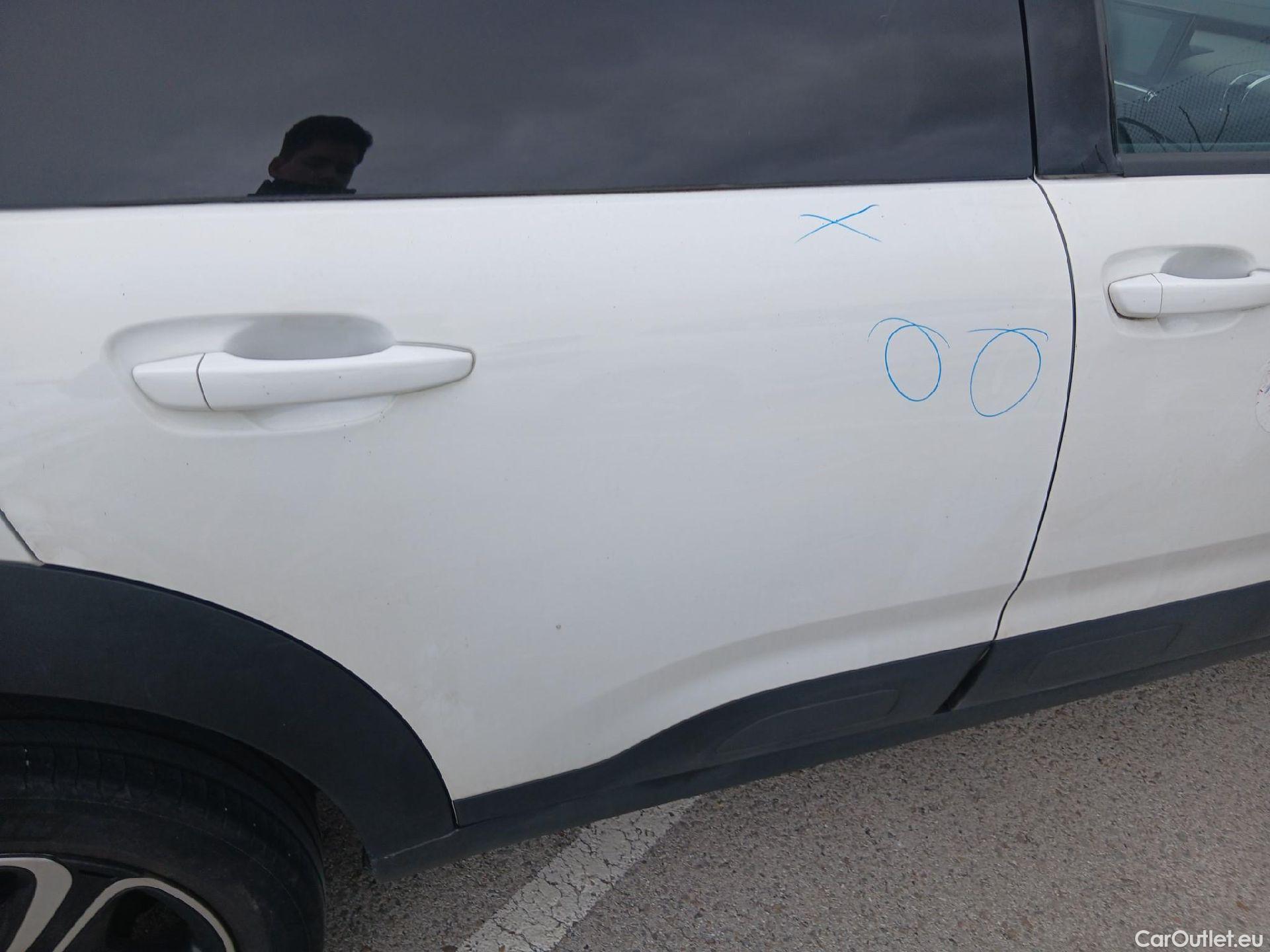  Citroen  C4 Cactus CITROEN  / 2018 / 5P / berlina con portón BlueHDi 100 S&S C-Series(SP) #16