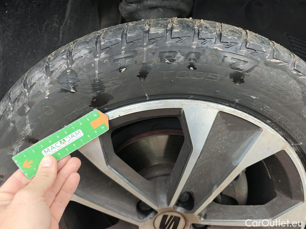  Seat  ATECA SEAT  / 2016 / 5P / todoterreno 1.5 TSI 110kW DSG S&S Style Go #6