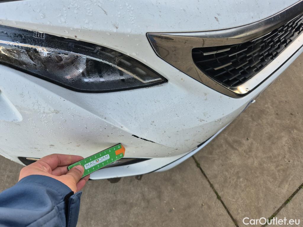  Peugeot  5008 PEUGEOT  / 2017 / 5P / todoterreno GT Line 1.6 PureTech 132kW (180CV) EAT8 #10