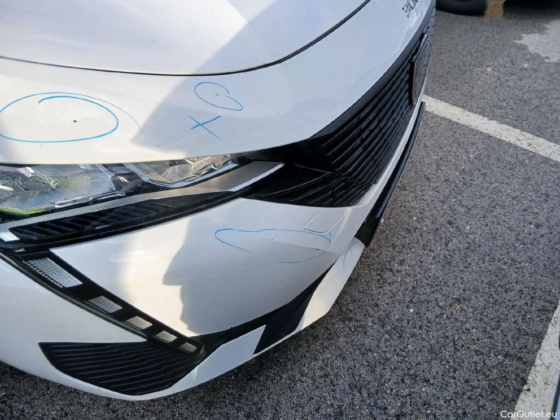  Peugeot  308 PEUGEOT  / 2021 / 5P / berlina con portón 5P Active Pack BlueHDi 130 S&S MAN (AC2) #13