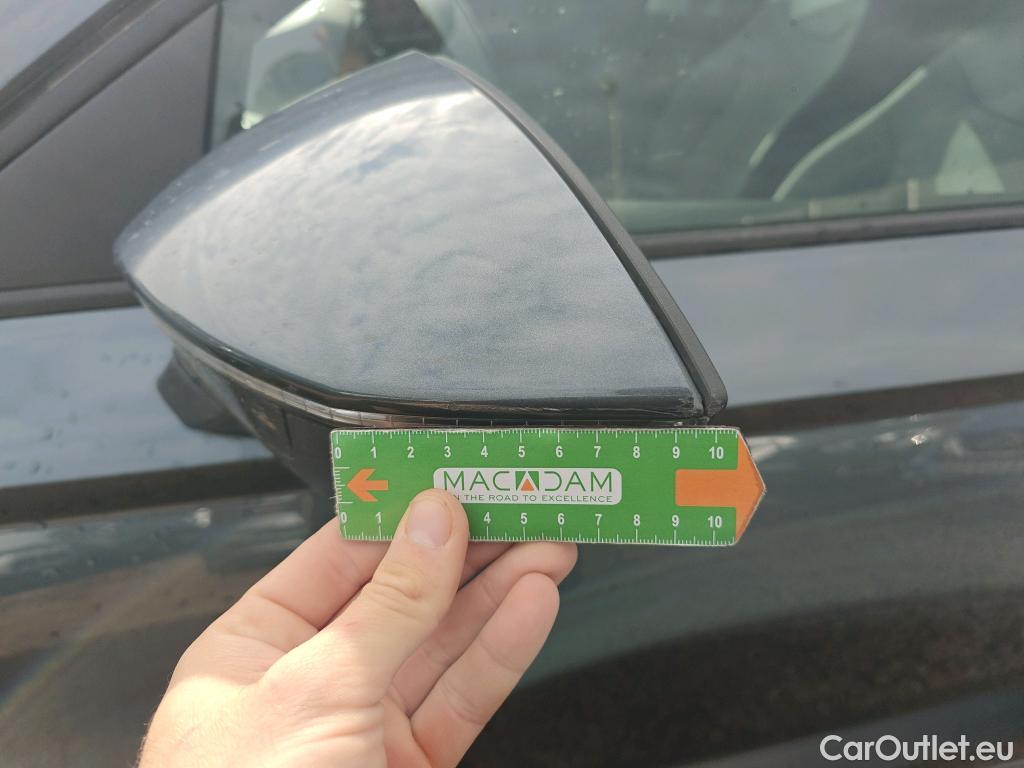  Seat  ATECA SEAT  / 2016 / 5P / todoterreno 1.5 TSI 110kW DSG S&S Style Go #35