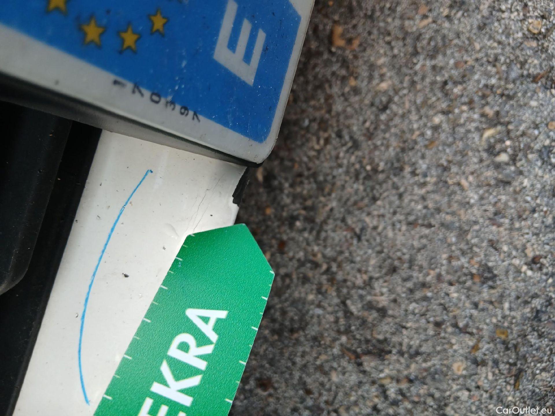  Peugeot  308 PEUGEOT  / 2021 / 5P / berlina con portón 5P Active Pack BlueHDi 130 S&S MAN (AC2) #14