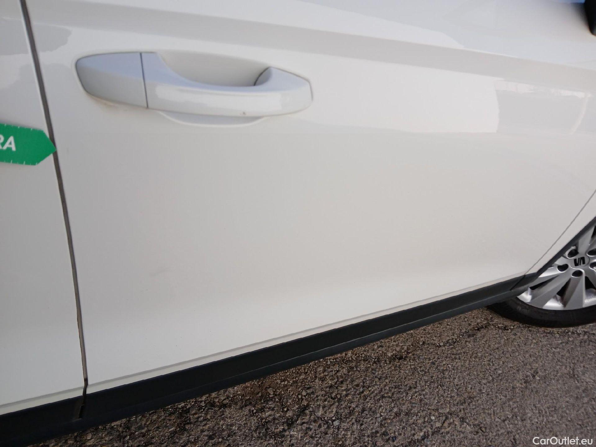  Seat  Arona SEAT  / 2017 / 5P / todoterreno 1.0 TSI 81kW (110CV) Style Plus (AC) #33