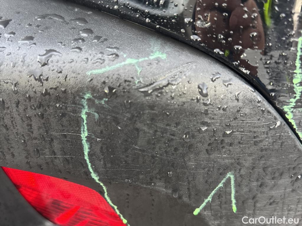  Peugeot  2008 PEUGEOT  / 2019 / 5P / todoterreno GT Pack Puretech 130 S&S EAT8 #10