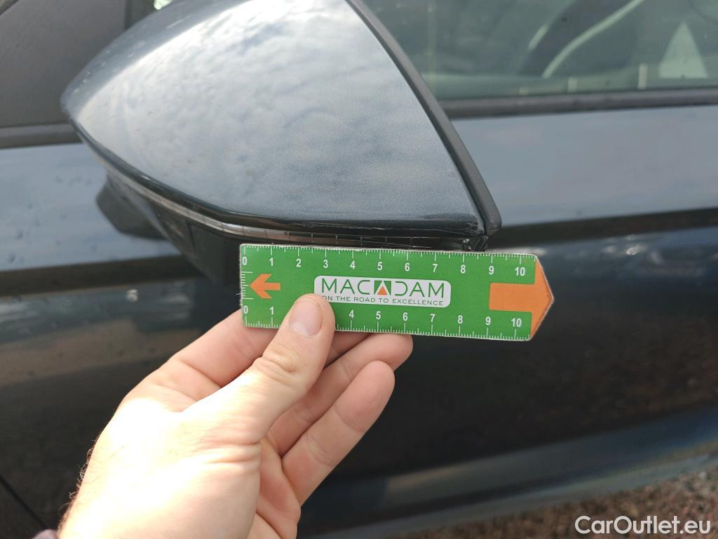  Seat  ATECA SEAT  / 2016 / 5P / todoterreno 1.5 TSI 110kW DSG S&S Style Go #34