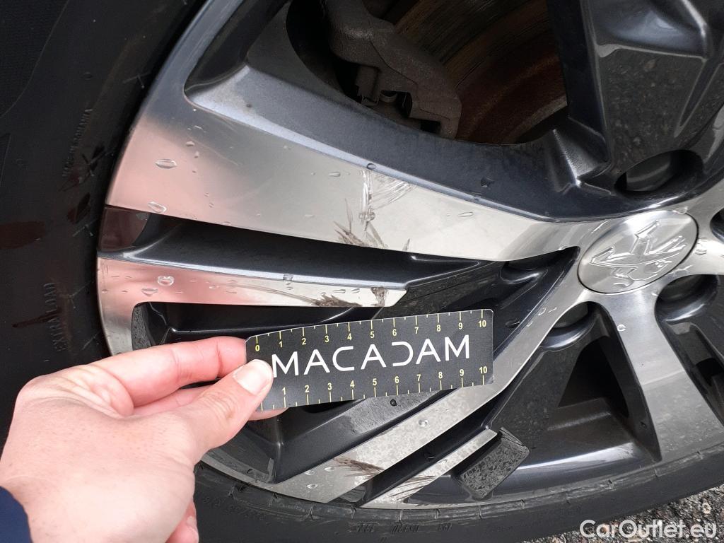  Peugeot  3008 PEUGEOT  Hybrid / 2020 / 5P / todoterreno 225 e-EAT8 Allure #2