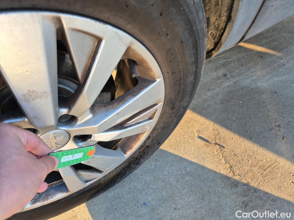  Peugeot  3008 PEUGEOT  / 2020 / 5P / todoterreno 1.5 BlueHDi 96kW (130CV) S&S Active Pack #22