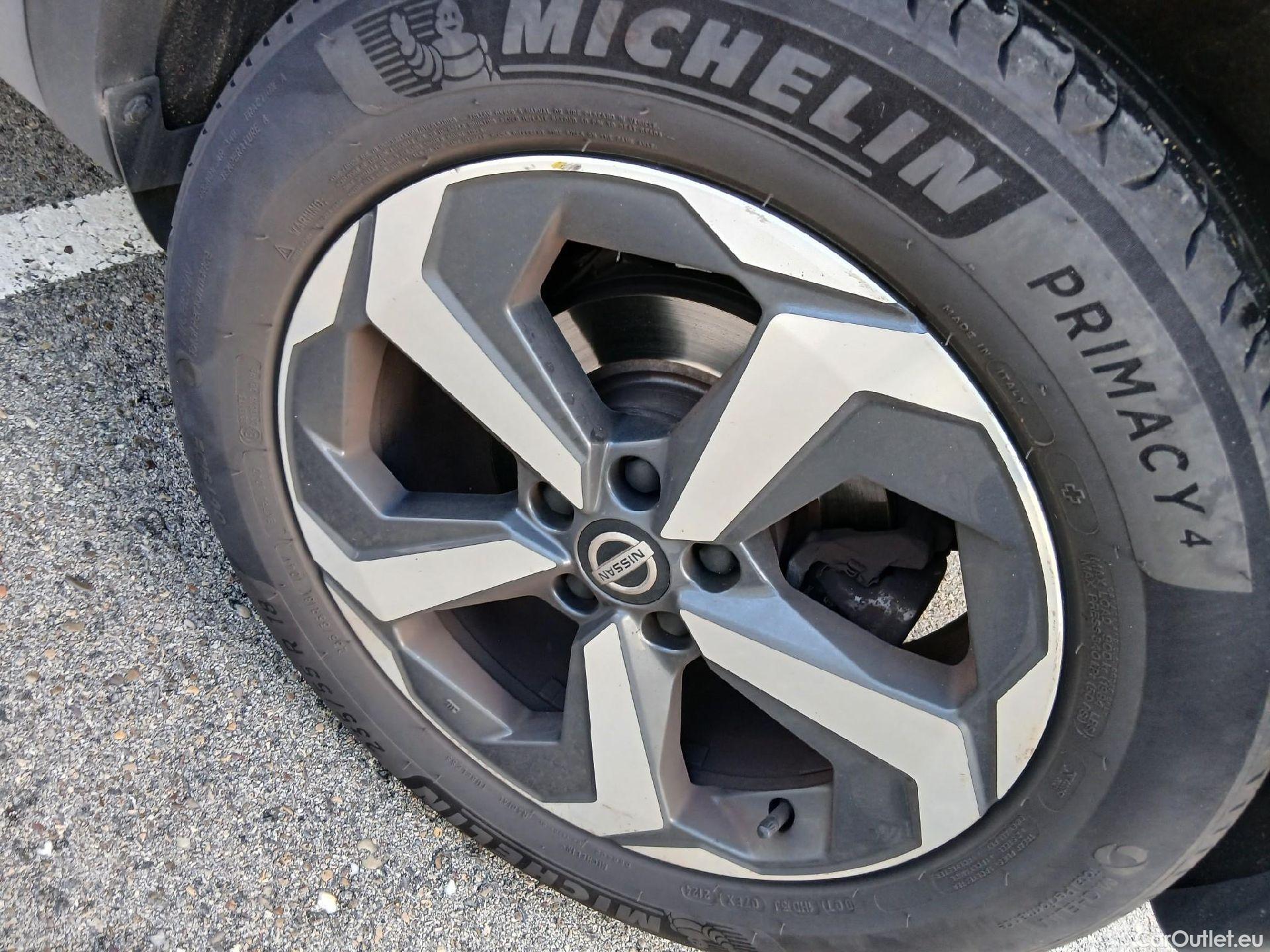  Nissan  Qashqai NISSAN  / 2021 / 5P / todoterreno DIG-T 103kW N-Connecta (Skyline Pack) #6