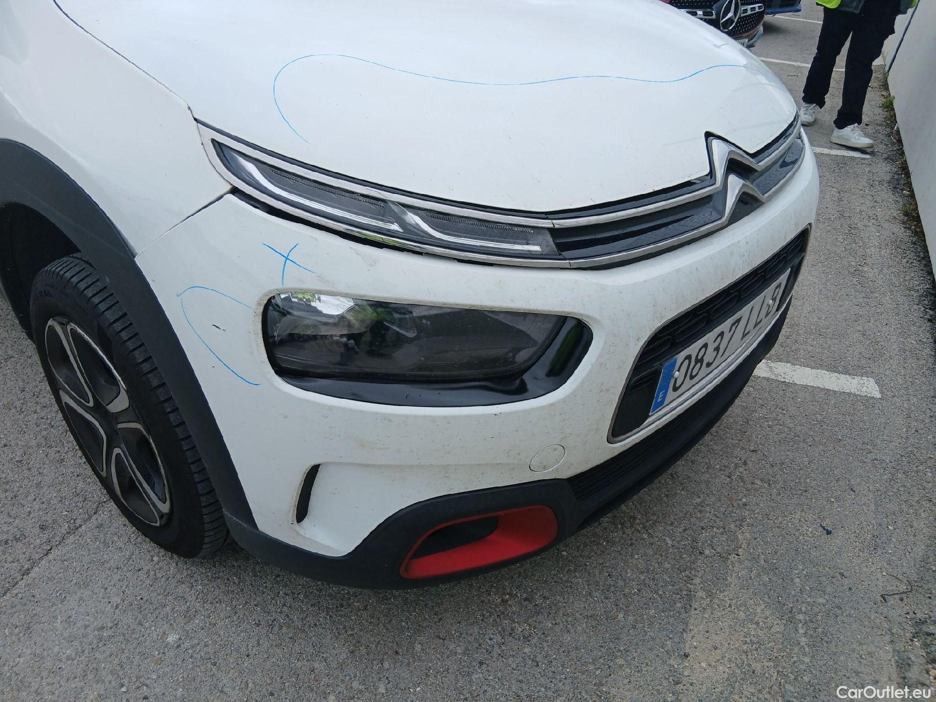  Citroen  C4 Cactus CITROEN  / 2018 / 5P / berlina con portón BlueHDi 100 S&S C-Series(SP) #6