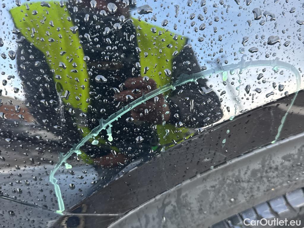  Peugeot  2008 PEUGEOT  / 2019 / 5P / todoterreno GT Pack Puretech 130 S&S EAT8 #6