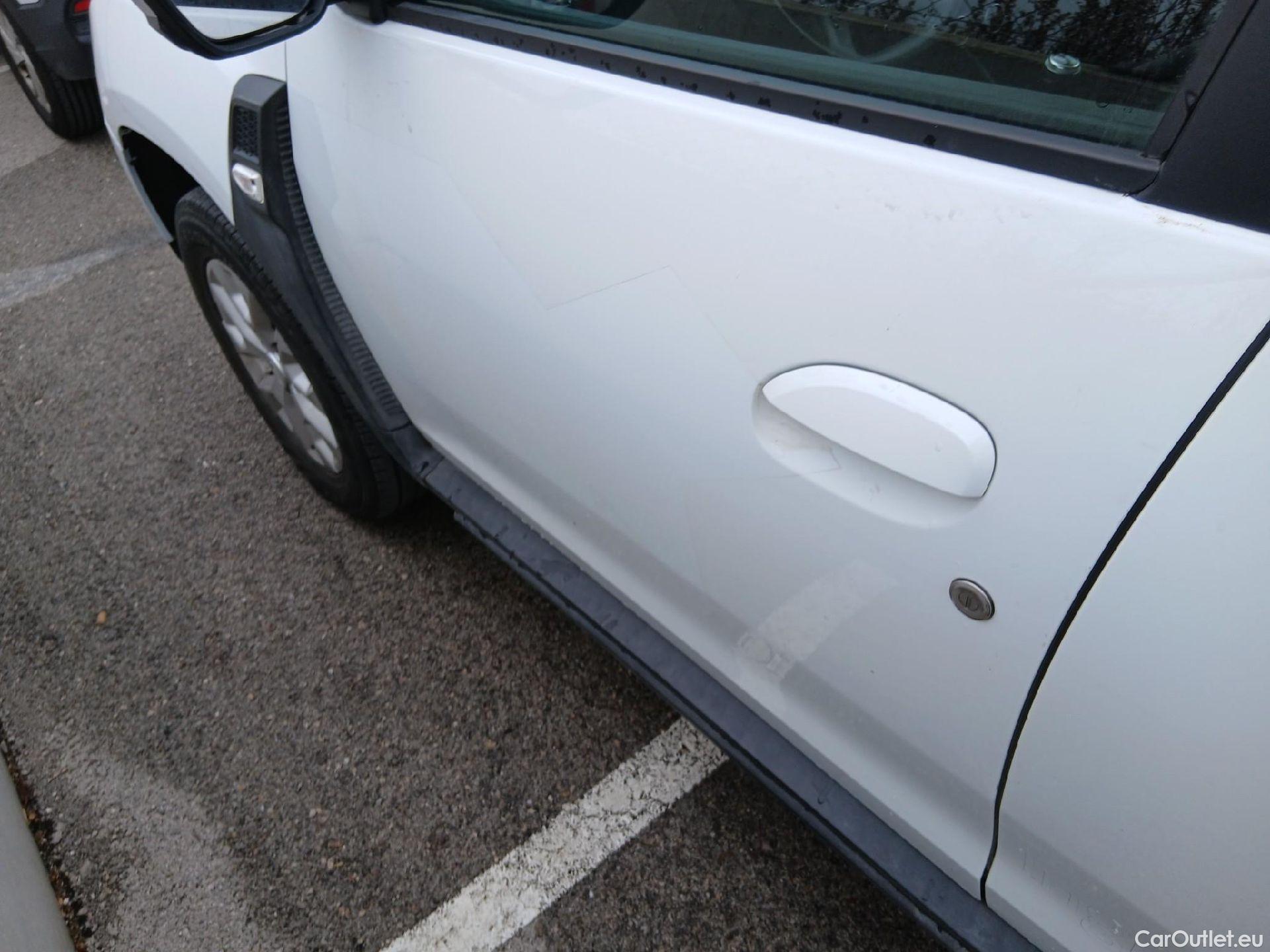  Dacia  Duster DACIA  / 2018 / 5P / todoterreno Comfort TCE 74kW(100CV) ECO-G 4X2 #13