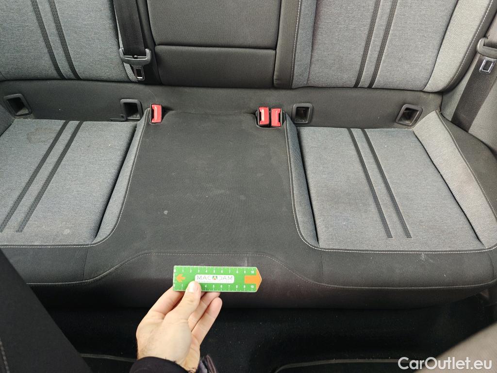  Seat  ATECA SEAT  / 2016 / 5P / todoterreno 1.5 TSI 110kW DSG S&S Style Go #23