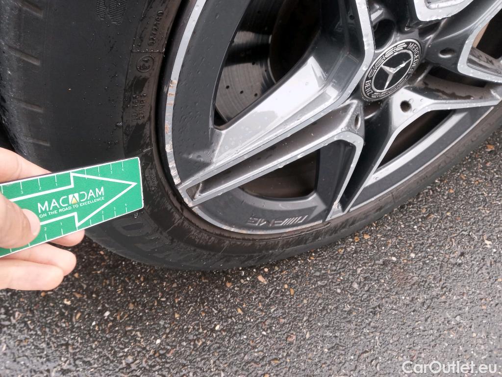  Mercedes  G-Klasee MERCEDES-BENZ Clase GLC / 2019 / 5P / todoterreno GLC 220 d 4MATIC #3