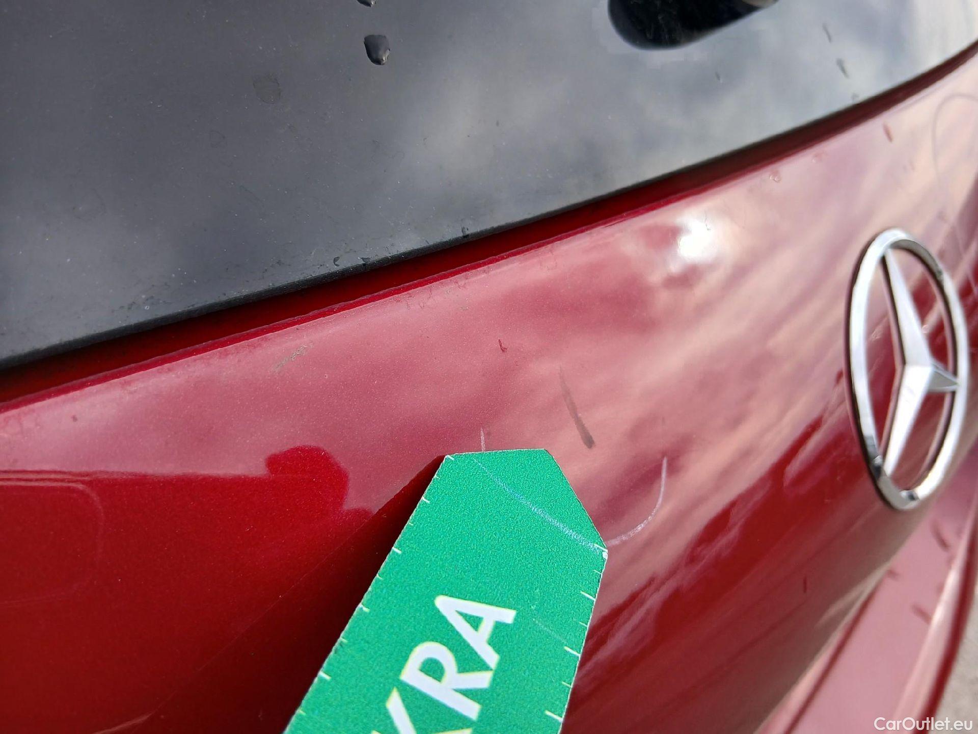  Mercedes  A-Klasse MERCEDES-BENZ Clase A / 2018 / 5P / berlina con portón A 250 e #25