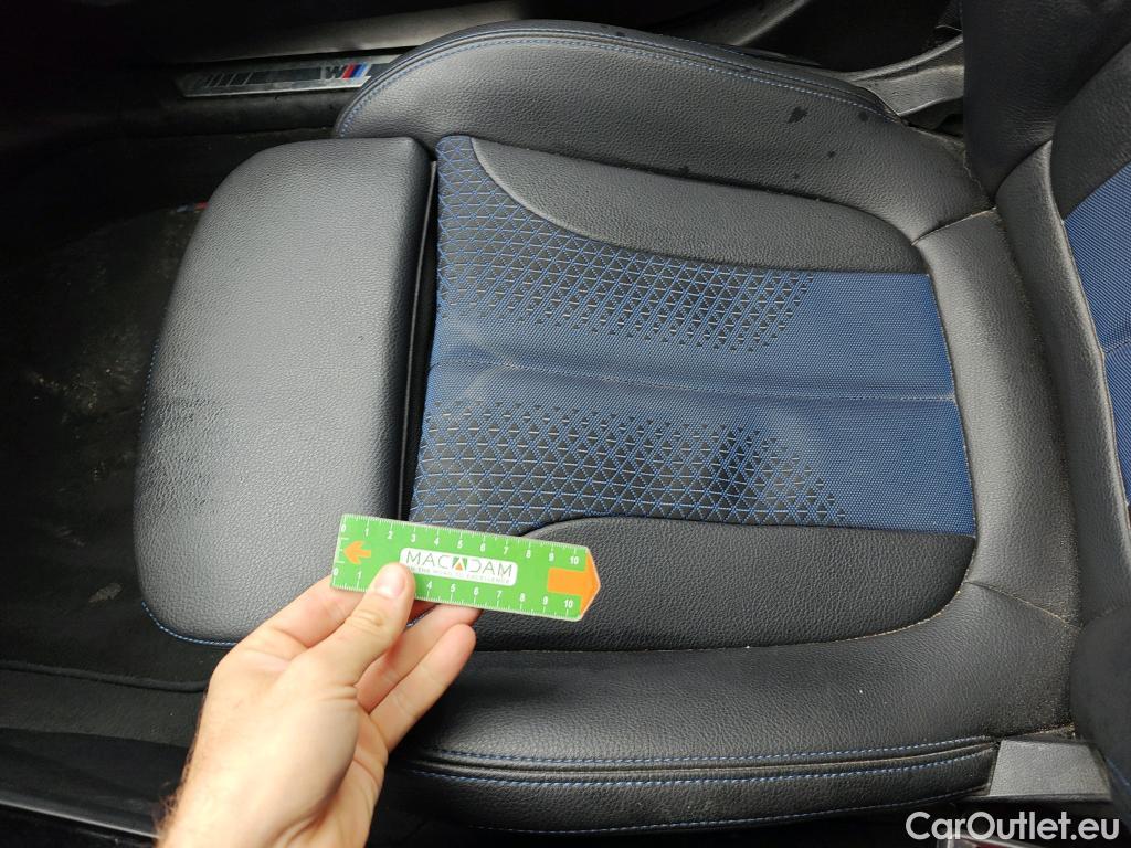  Bmw  Serie 1 BMW  / 2019 / 5P / berlina con portón 118i #24