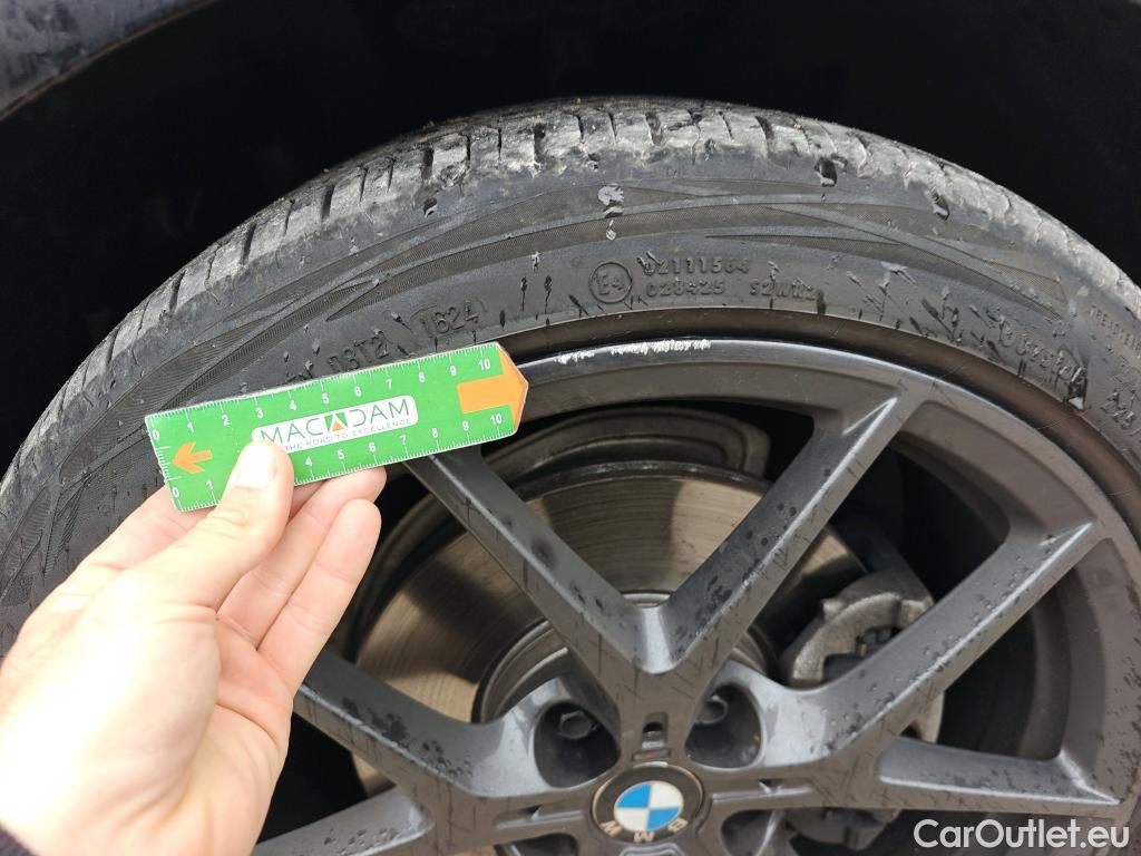  Bmw  Serie 1 BMW  / 2019 / 5P / berlina con portón 118i #9