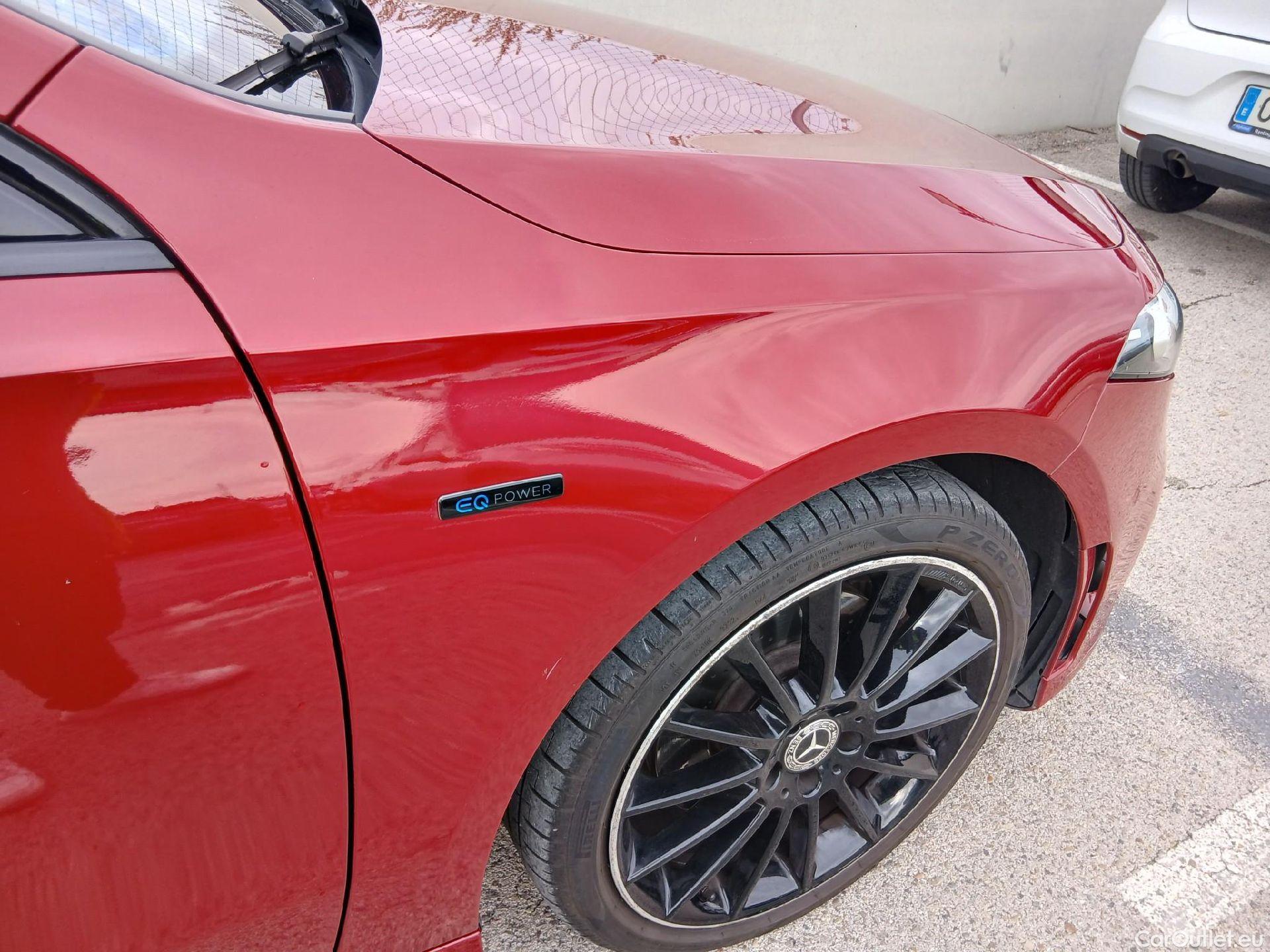  Mercedes  A-Klasse MERCEDES-BENZ Clase A / 2018 / 5P / berlina con portón A 250 e #47