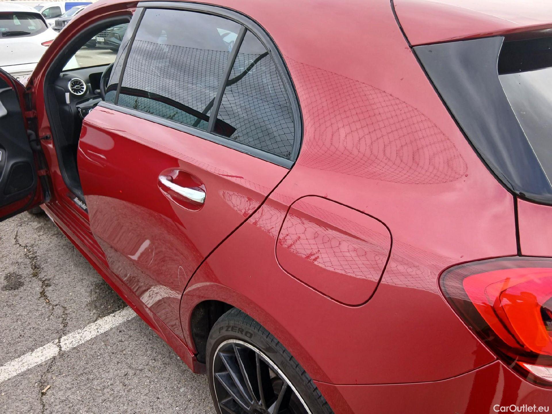  Mercedes  A-Klasse MERCEDES-BENZ Clase A / 2018 / 5P / berlina con portón A 250 e #65