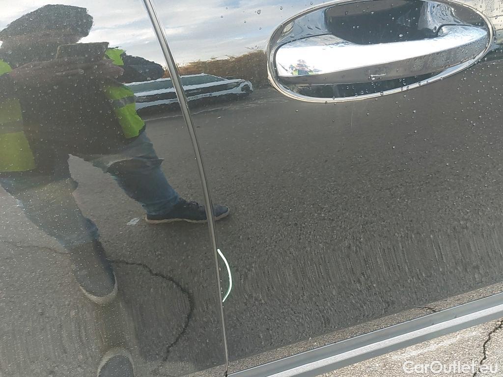  Mercedes  GLB MERCEDES-BENZ  / 2019 / 5P / todoterreno 2.0  220 D 4MATIC DCT 140KW (190CV) #25