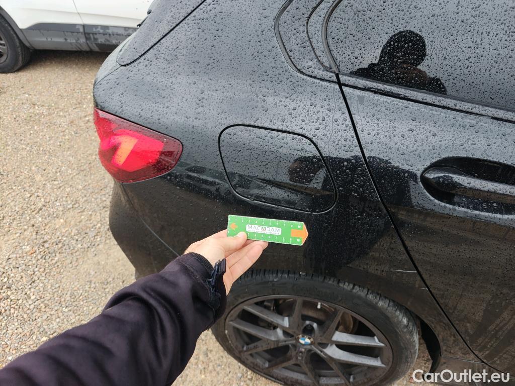  Bmw  Serie 1 BMW  / 2019 / 5P / berlina con portón 118i #3