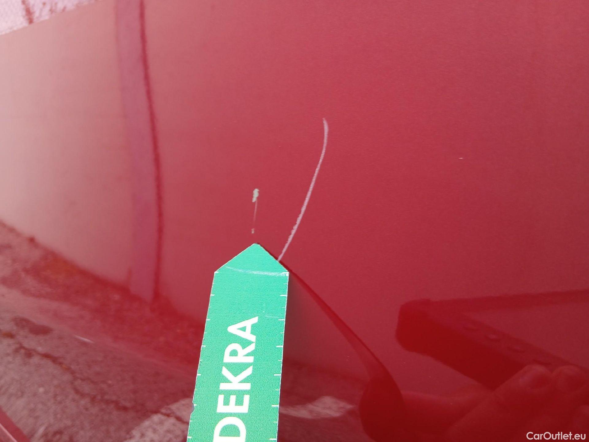  Mercedes  A-Klasse MERCEDES-BENZ Clase A / 2018 / 5P / berlina con portón A 250 e #13