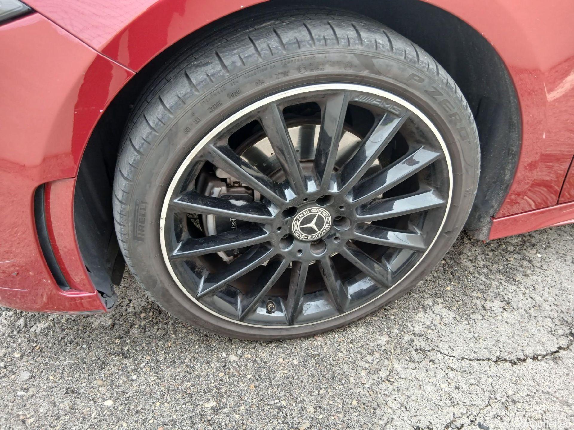  Mercedes  A-Klasse MERCEDES-BENZ Clase A / 2018 / 5P / berlina con portón A 250 e #18