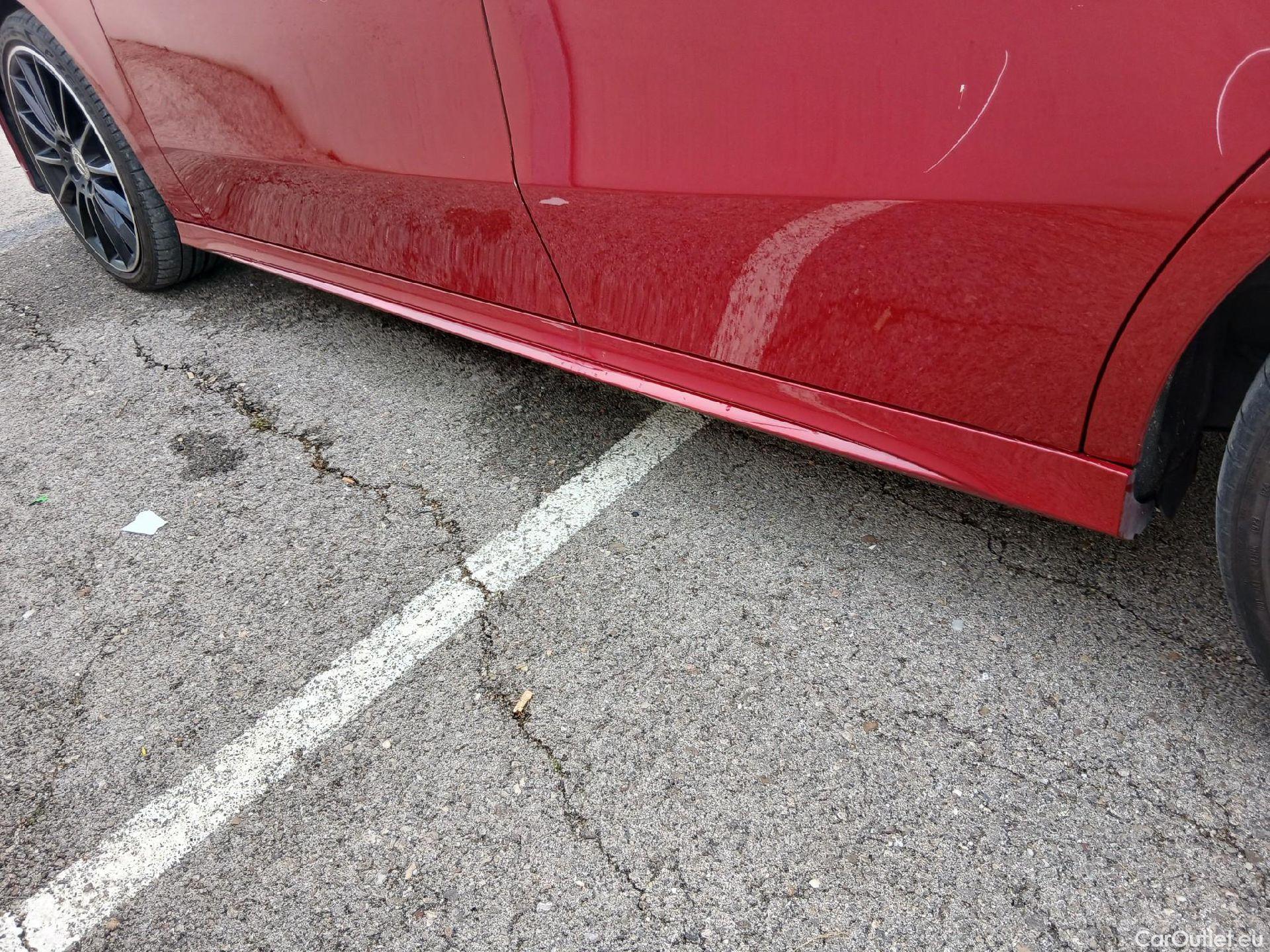  Mercedes  A-Klasse MERCEDES-BENZ Clase A / 2018 / 5P / berlina con portón A 250 e #15