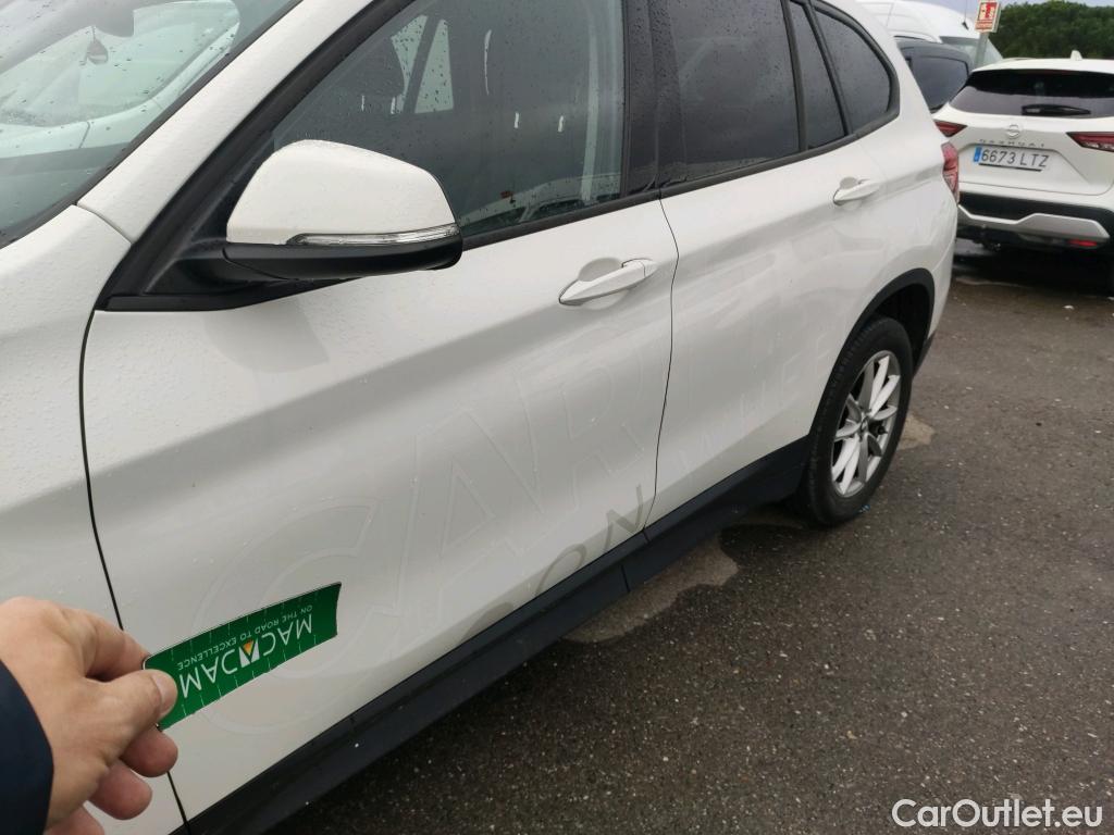  Bmw  X1 BMW  / 2019 / 5P / todoterreno sDrive18d #4